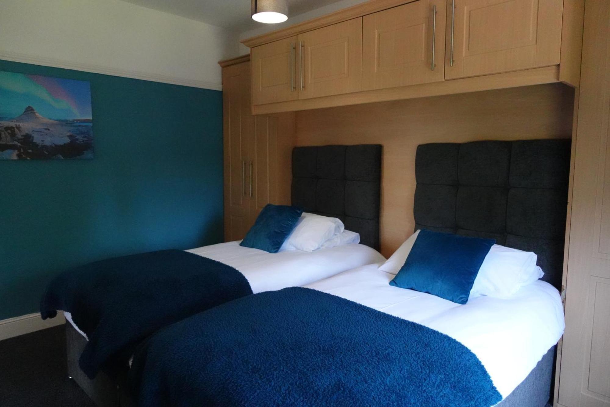 Huge 9 Bed Property Sleeps 17, Near Nec, City Centre, Hs2 バーミンガム エクステリア 写真